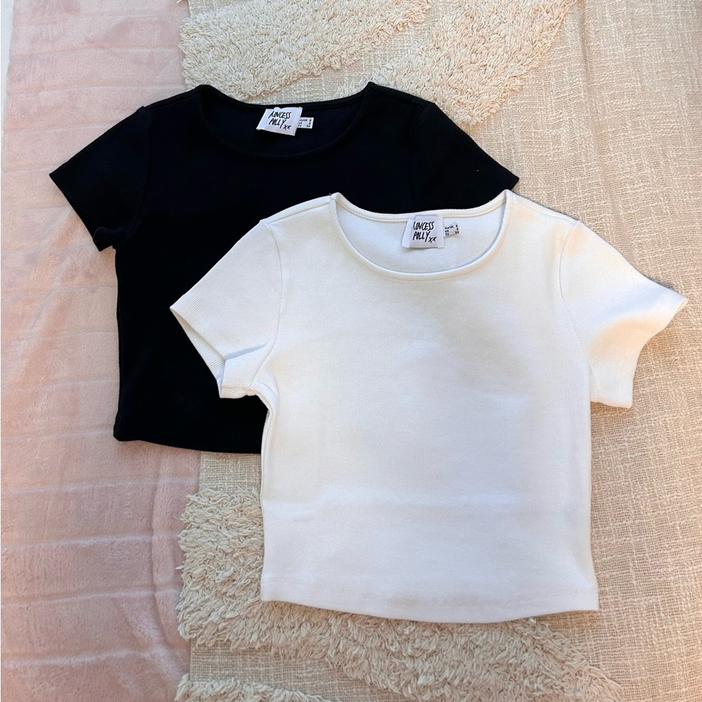BNWOT set of Princess polly plain baby tees